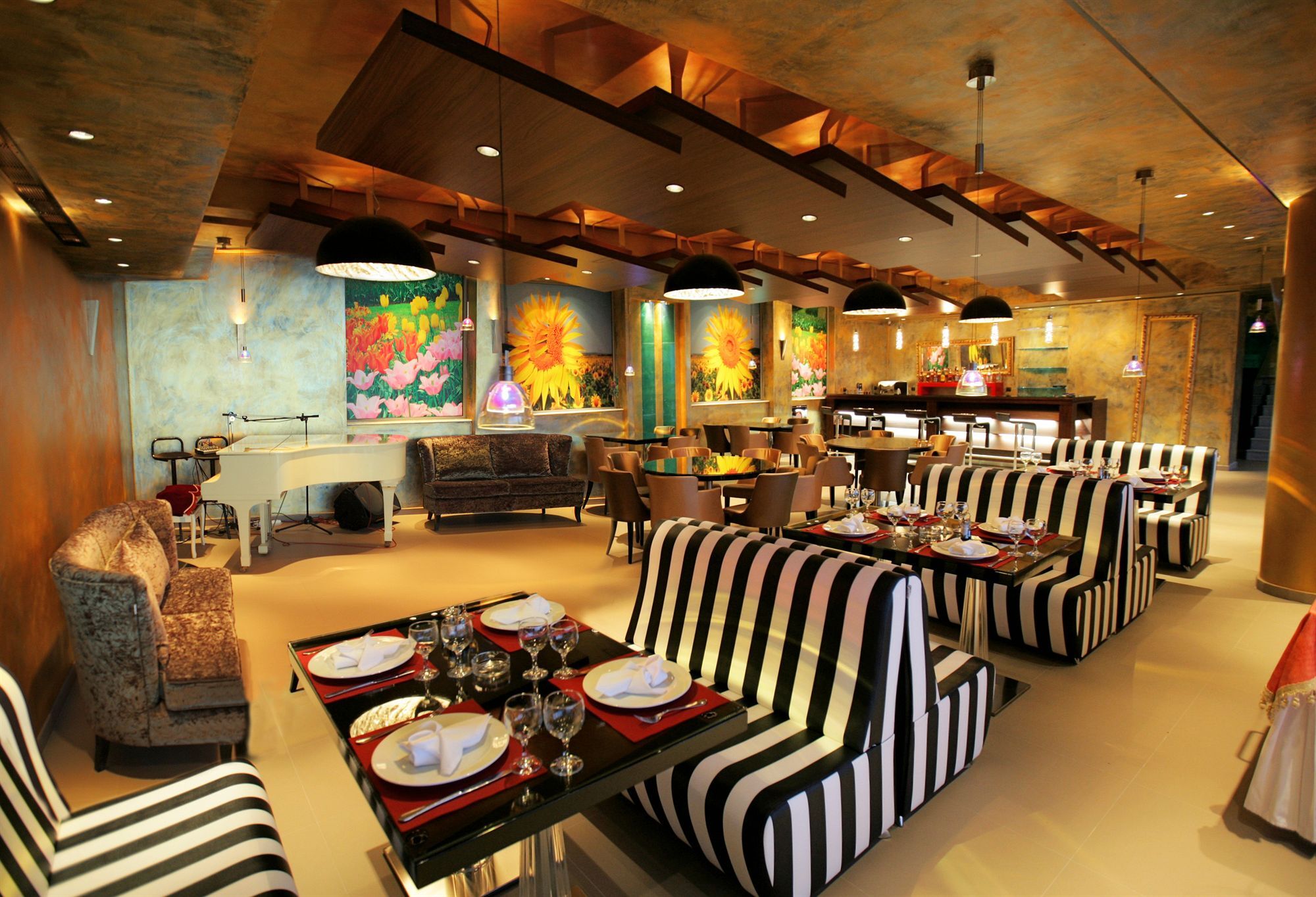 Heliotrope Hotels Mytilene Exterior photo