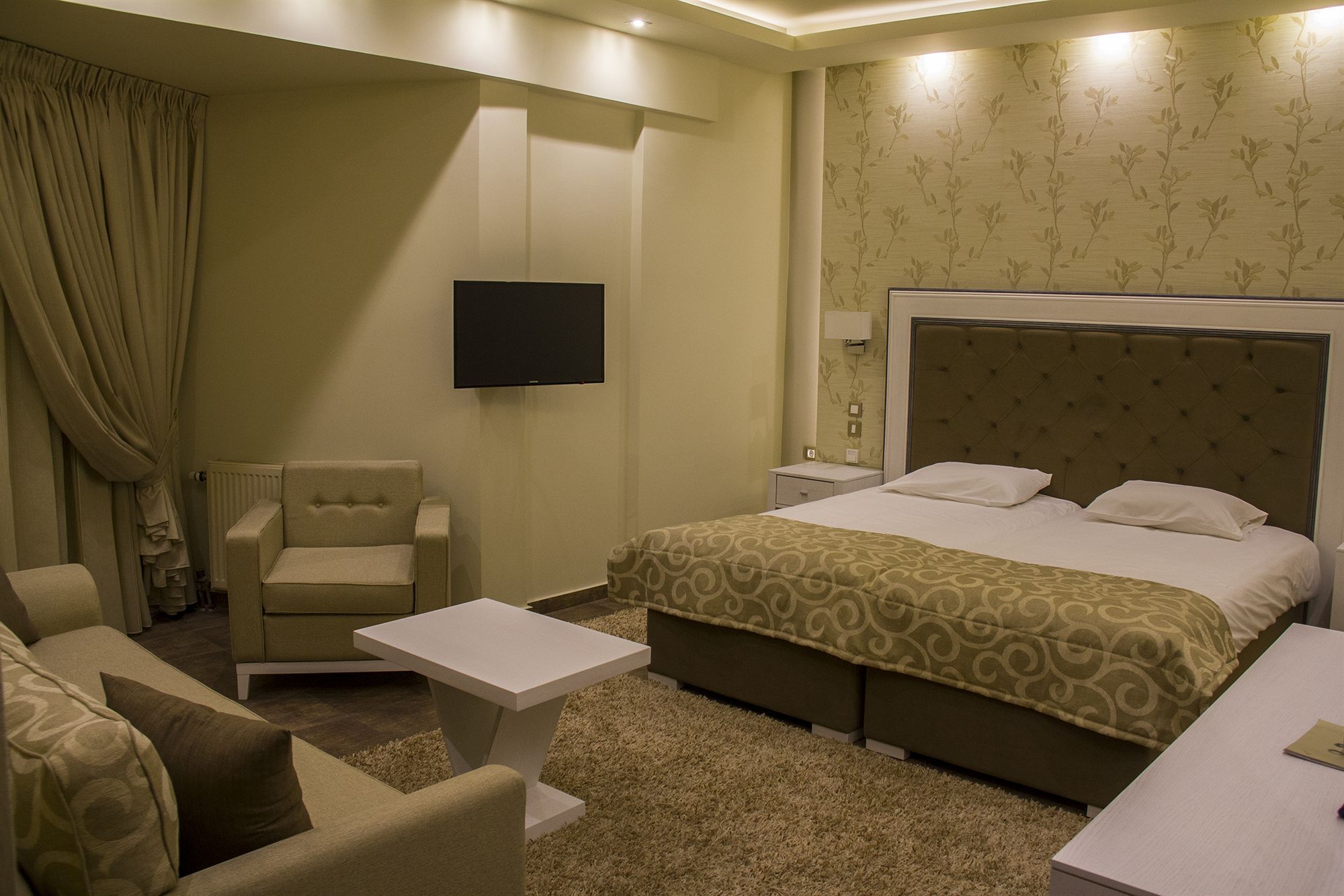 Heliotrope Hotels Mytilene Exterior photo